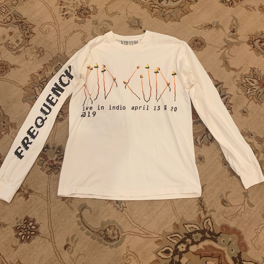 Kid Cudi Illusions Size Medium Long Sleeve Tee